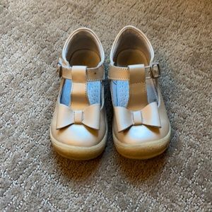 L’Amour Girls Gold Shoes